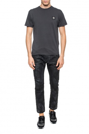 T-shirt with logo, zdjęcie 2 T-shirt with logo od Stone Island